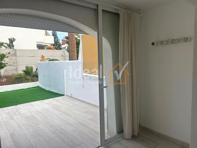 1 bedroom Apartment for sale in Costa Adeje, Adeje with pool - € 250,000 (Ref: 9448593)