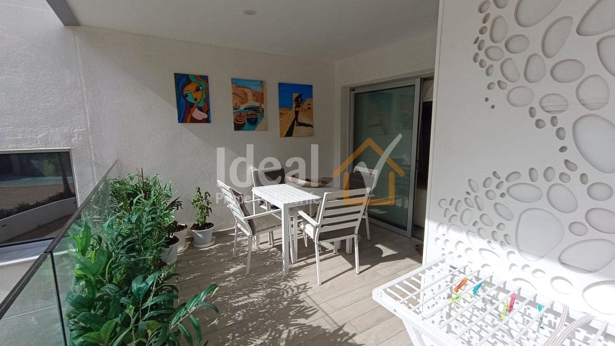 2 soverom Leilighet til salgs i Playa Paraiso med svømmebasseng garasje - € 455 000 (Ref: 9448594)