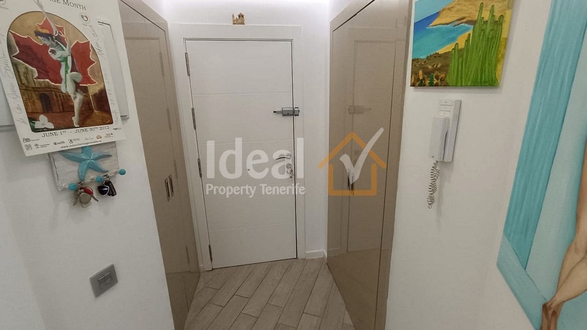 2 soverom Leilighet til salgs i Playa Paraiso med svømmebasseng garasje - € 455 000 (Ref: 9448594)