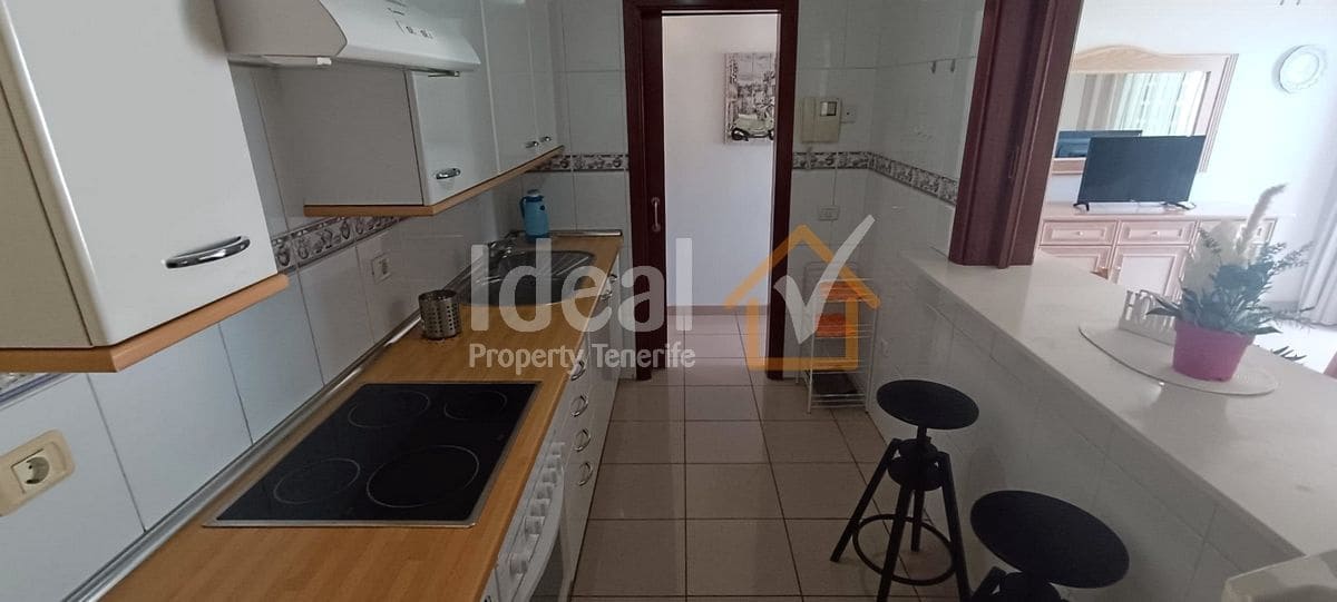 Apartamento de 1 habitación en Los Cristianos en venta con piscina garaje - 285.000 € (Ref: 9448595)