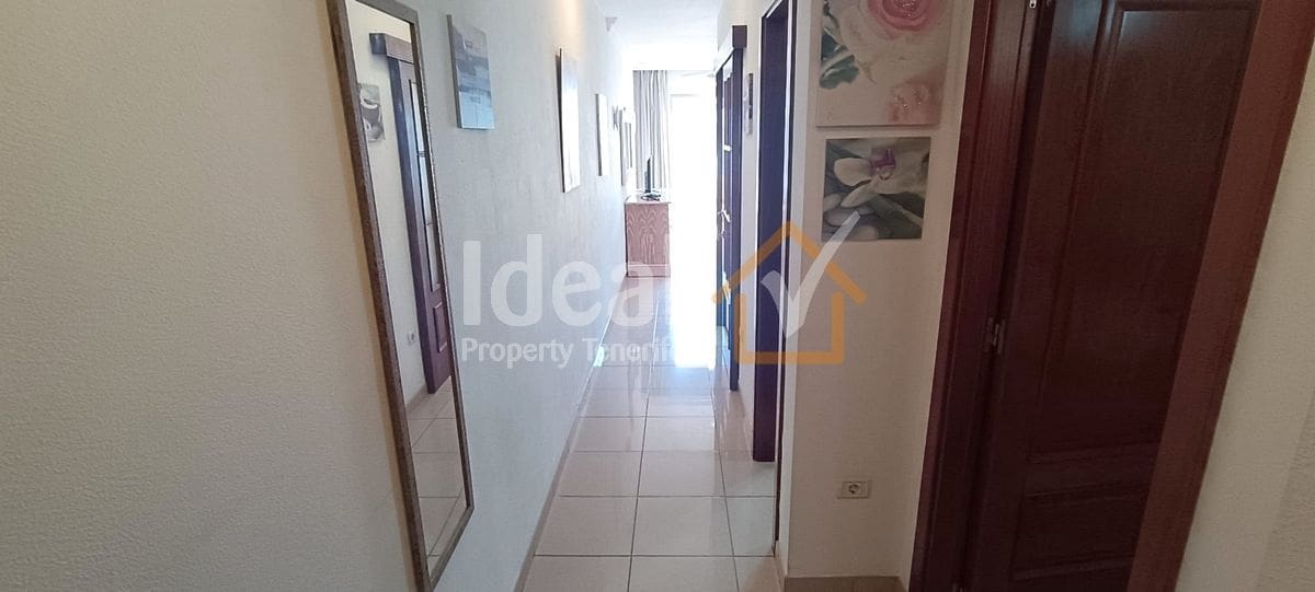 Apartamento de 1 habitación en Los Cristianos en venta con piscina garaje - 285.000 € (Ref: 9448595)