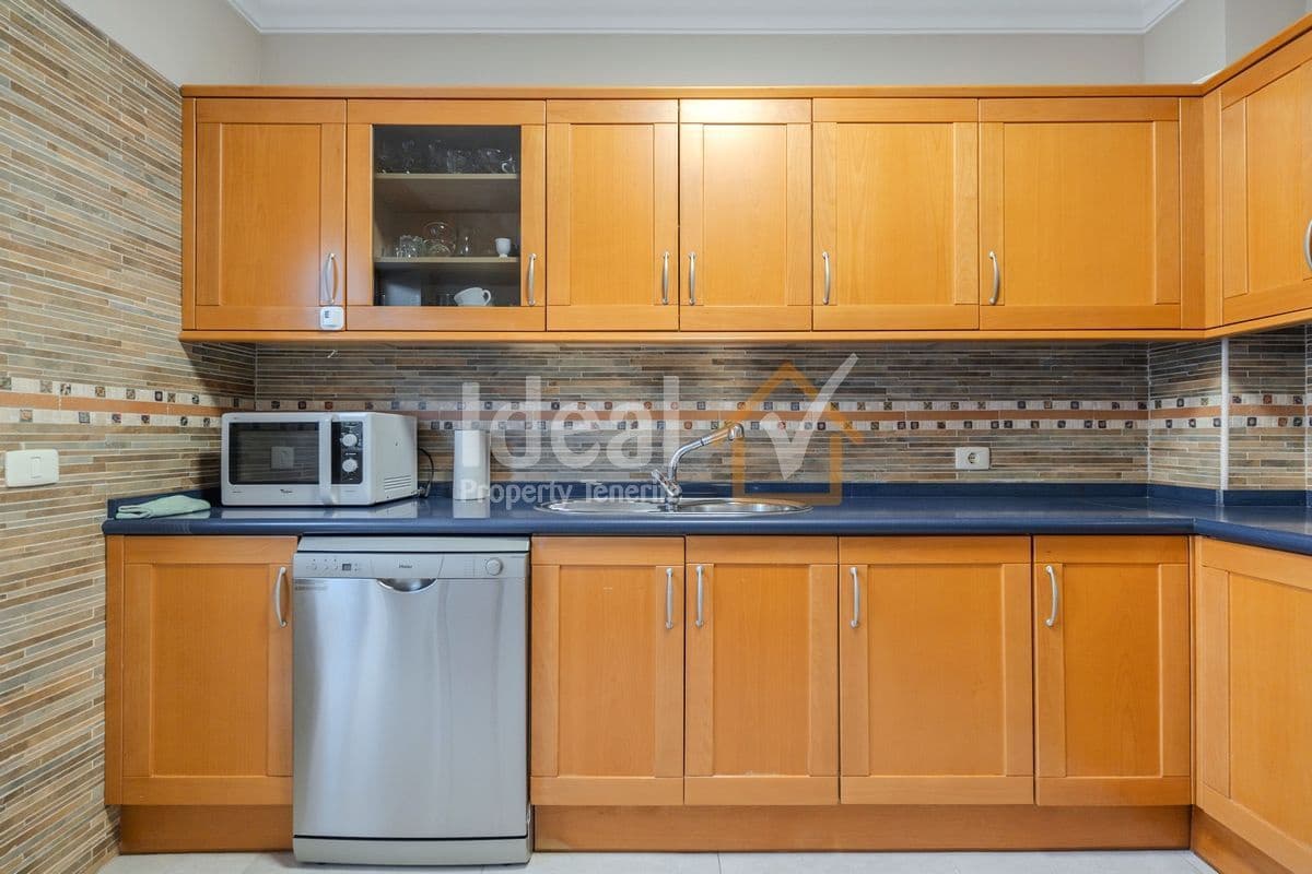 3 soveværelse Byhus til salg i Costa Adeje med swimmingpool garage - € 1.280.000 (Ref: 9451604)