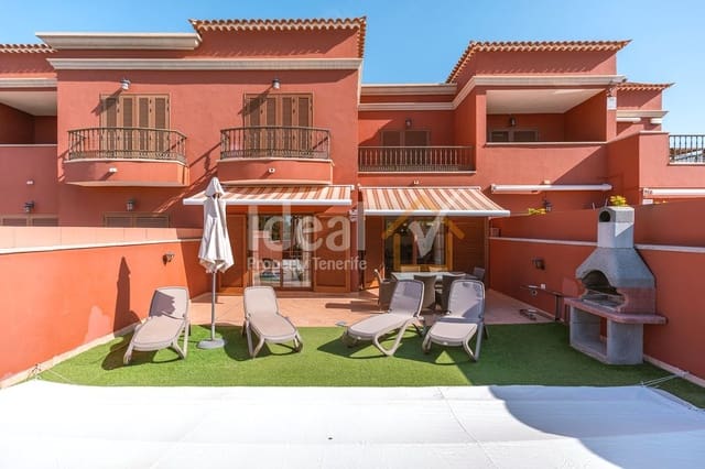 Casa de 3 habitaciones en Costa Adeje, Adeje en venta con piscina garaje - 1.280.000 € (Ref: 9451604)