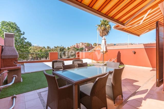 Casa de 3 habitaciones en Costa Adeje, Adeje en venta con piscina garaje - 1.280.000 € (Ref: 9451604)
