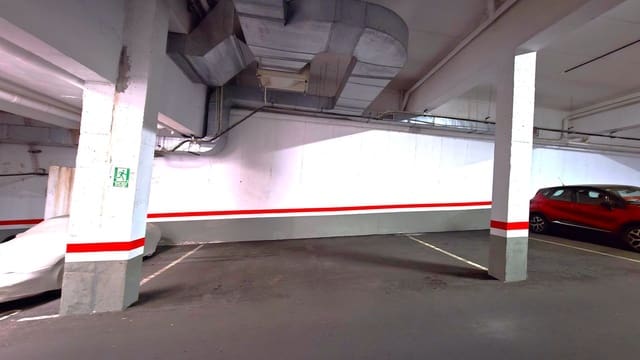 Garasje til salgs i Los Cristianos, Arona - € 48 000 (Ref: 9451793)