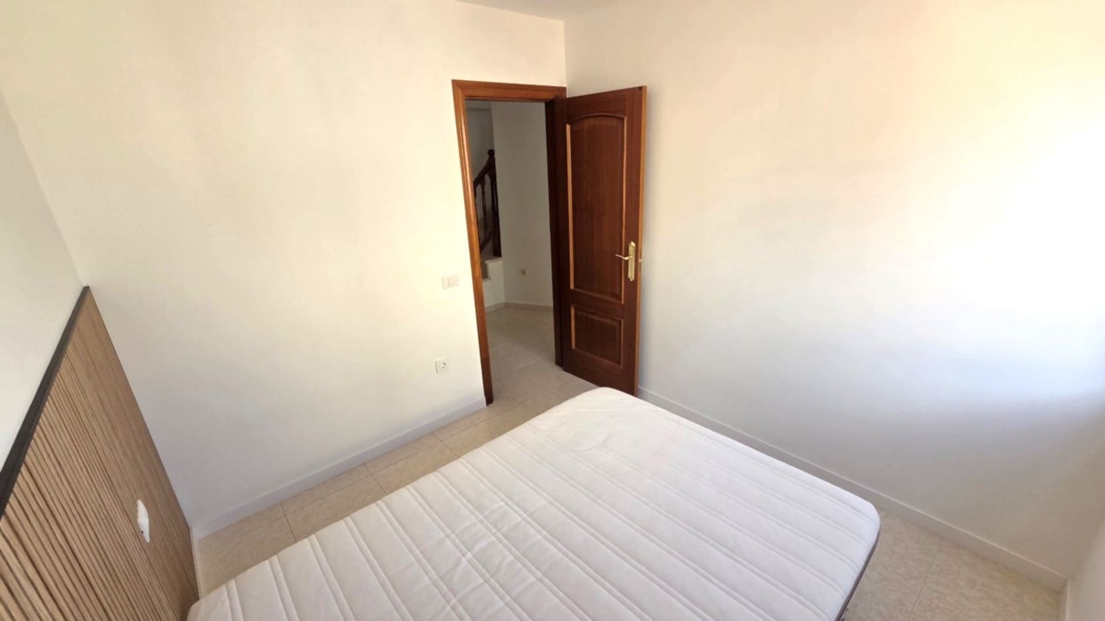 2 bedroom Townhouse for sale in Los Cristianos with pool - € 415,000 (Ref: 9475909)