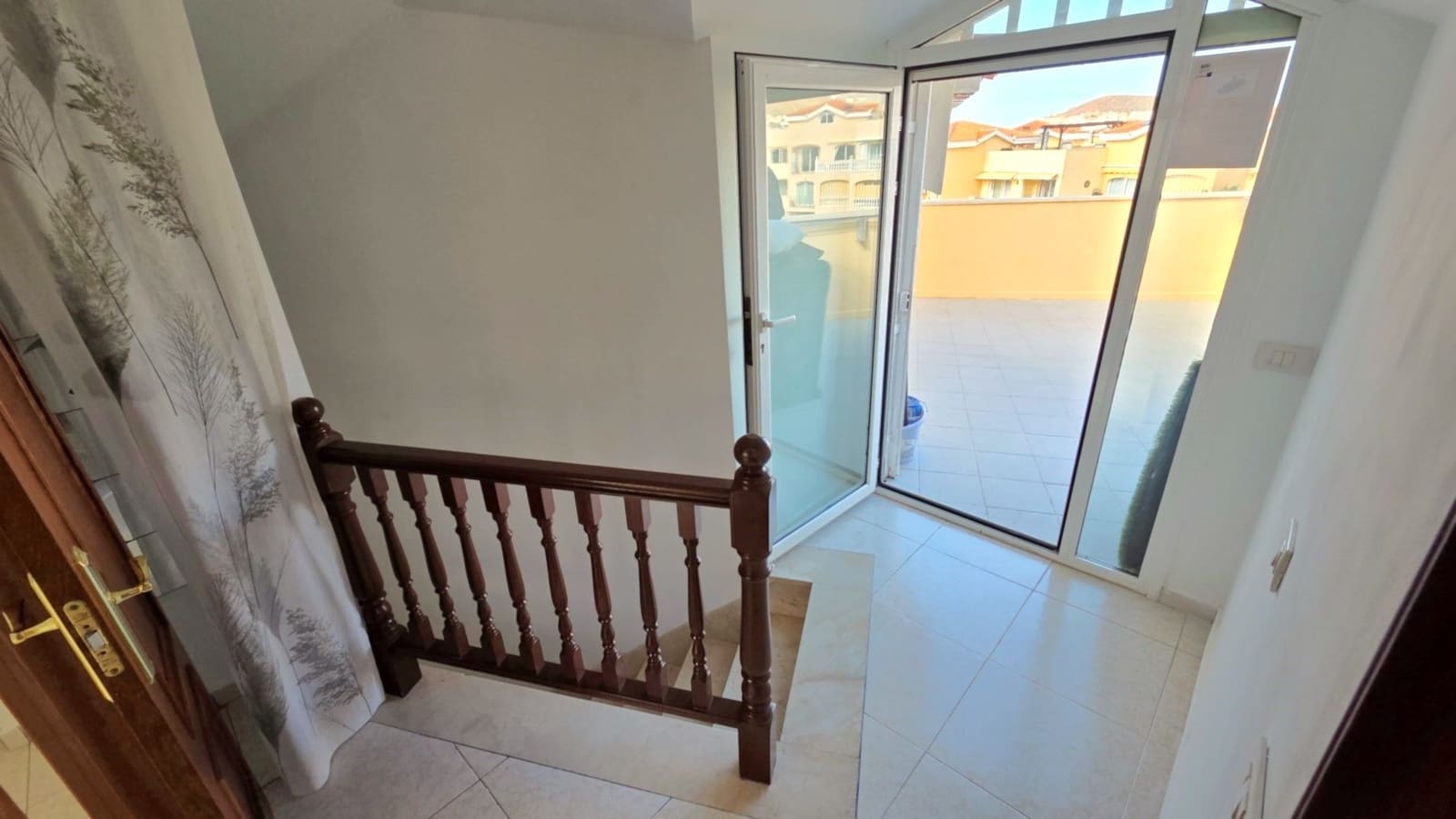 2 bedroom Townhouse for sale in Los Cristianos with pool - € 415,000 (Ref: 9475909)