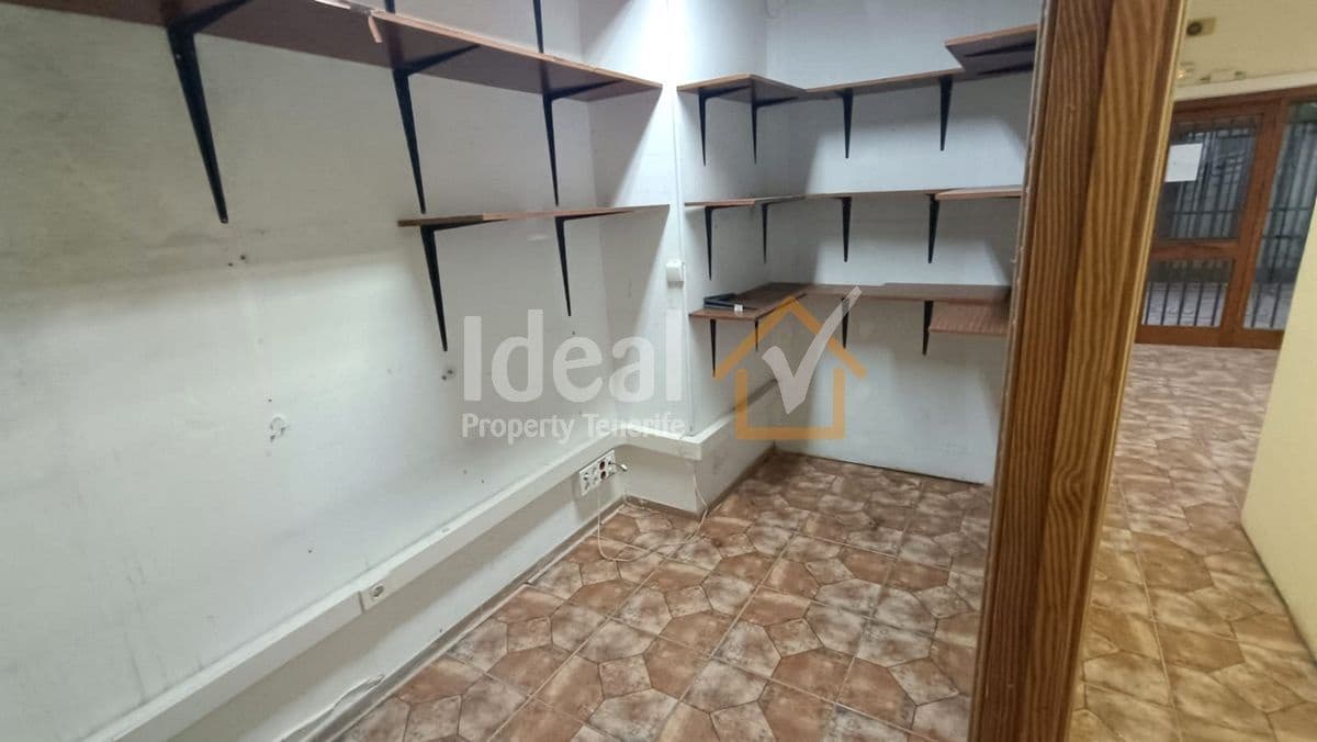 Commercial for sale in Costa Adeje - € 110,000 (Ref: 9480929)