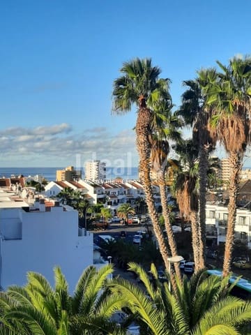 Apartamento de 2 habitaciones en Los Cristianos, Arona en venta con piscina - 398.000 € (Ref: 9480930)