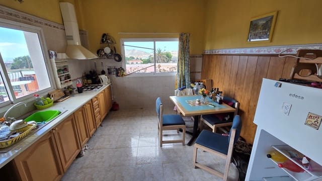 5 sovrum Villa till salu i Buzanada, Arona med garage - 499 000 € (Ref: 9485511)