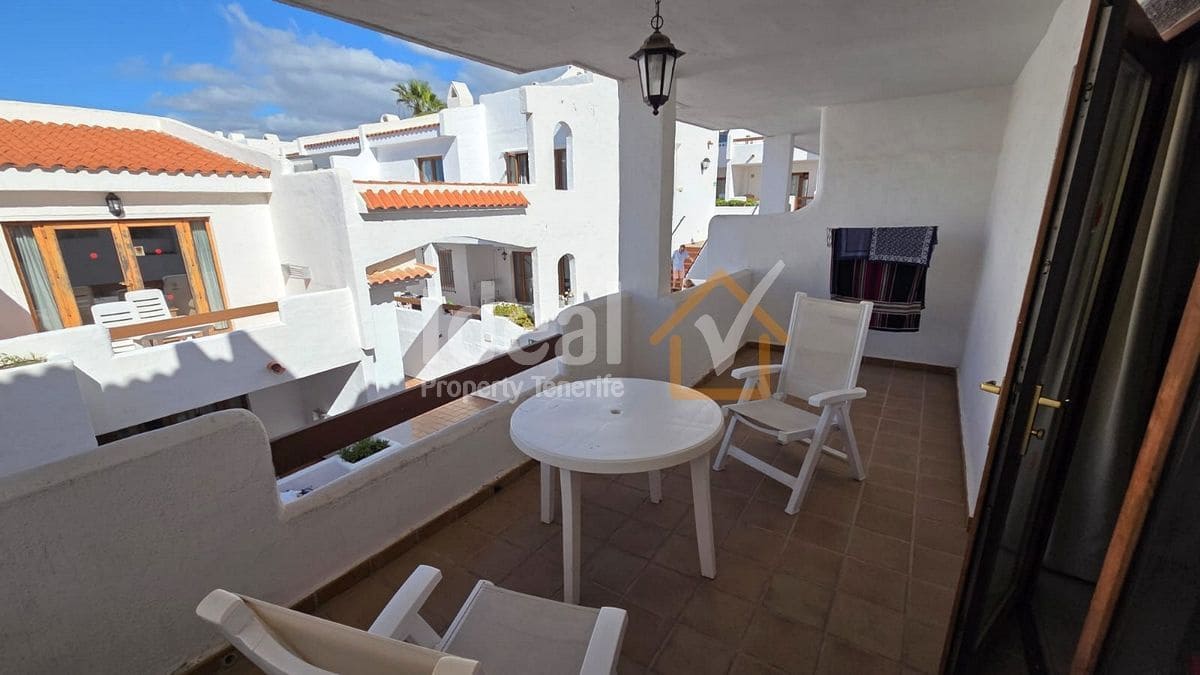 1 bedroom Apartment for sale in Los Cristianos with pool - € 189,000 (Ref: 9494275)
