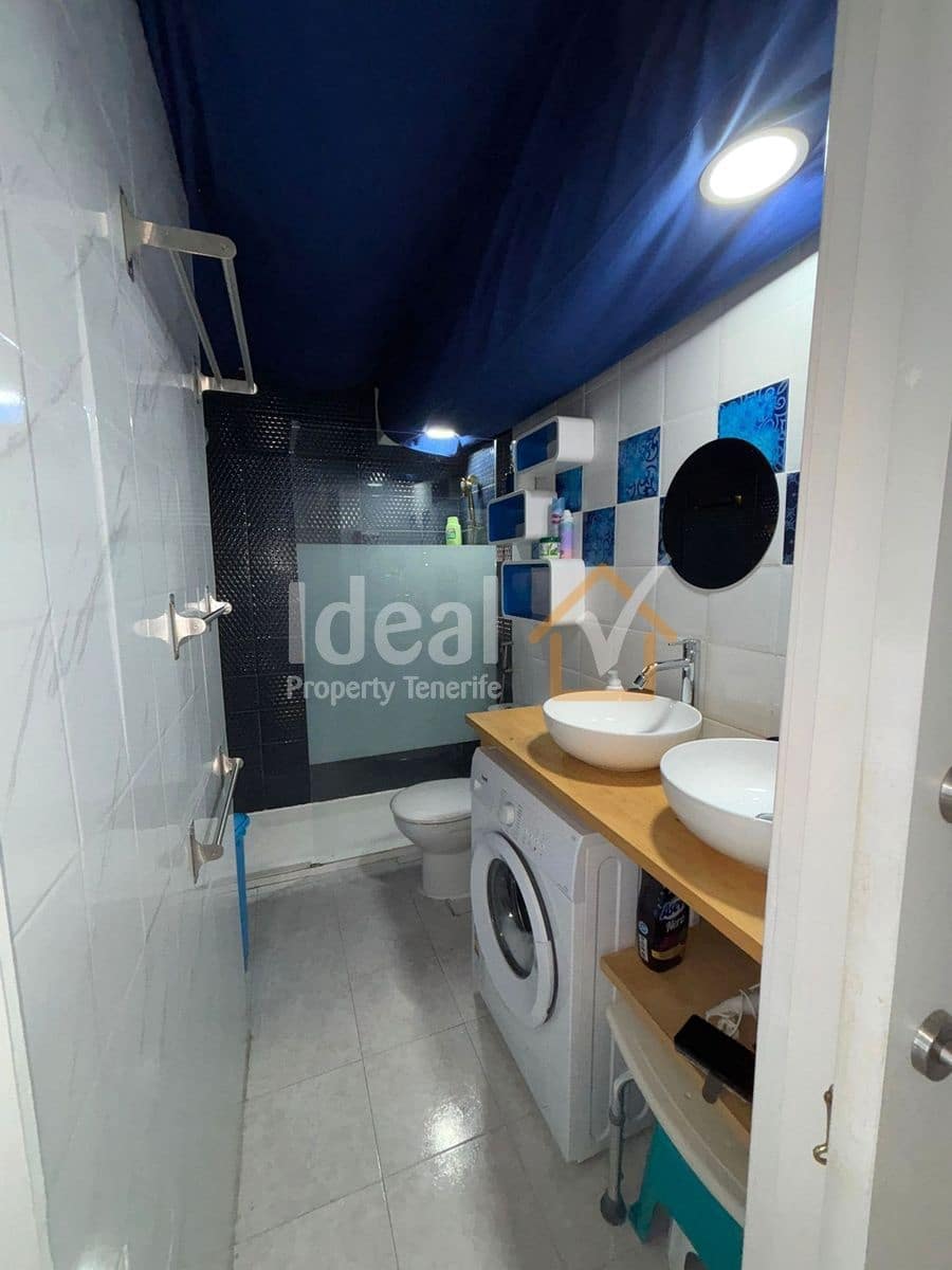 Apartamento de 2 habitaciones en Costa Adeje en venta con piscina - 395.000 € (Ref: 9554554)