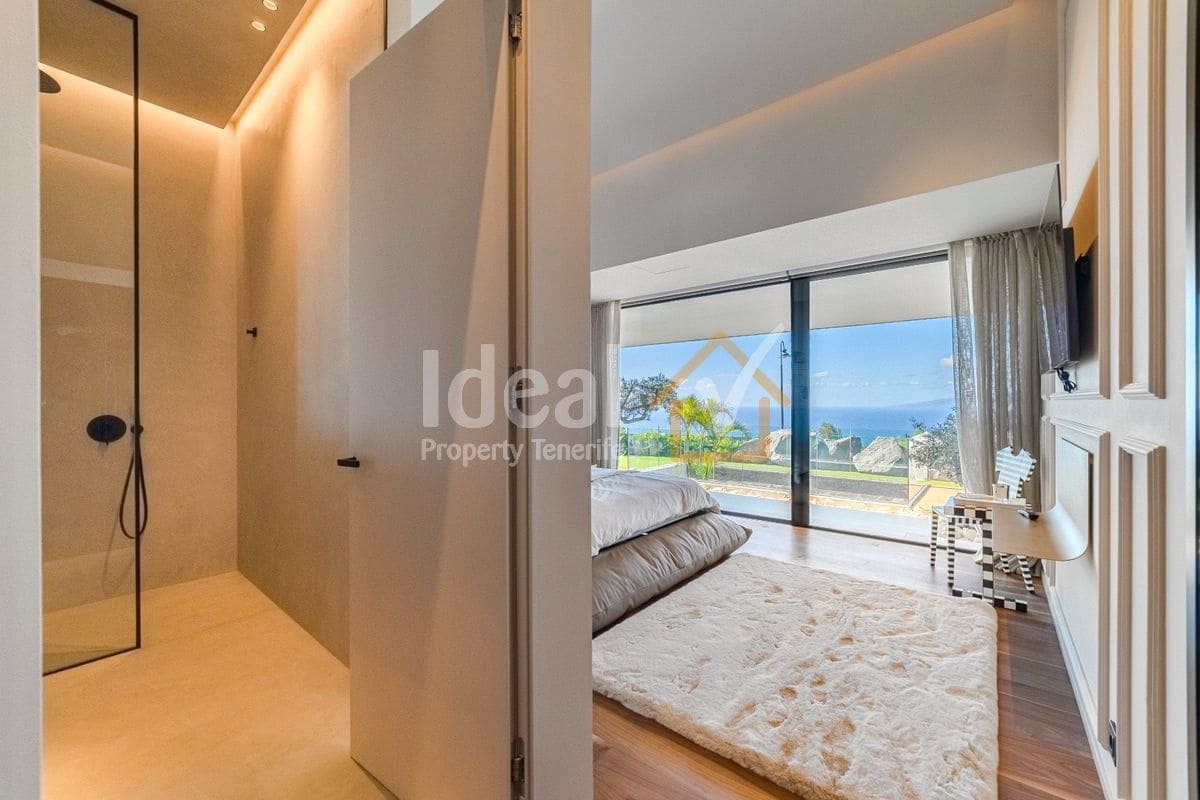 6 sypialnia Willa na sprzedaż w Guia de Isora z basenem garażem - 8 500 000 € (Ref: 9570615)