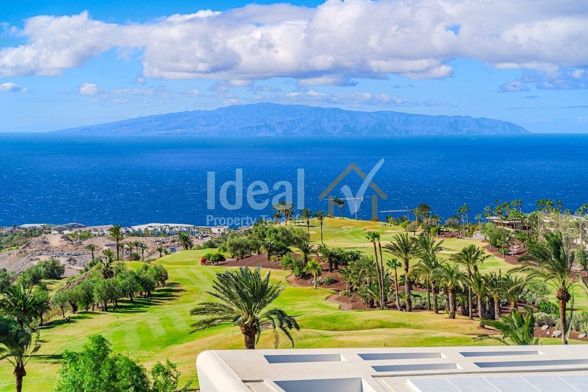 6 sypialnia Willa na sprzedaż w Guia de Isora z basenem garażem - 8 500 000 € (Ref: 9570615)