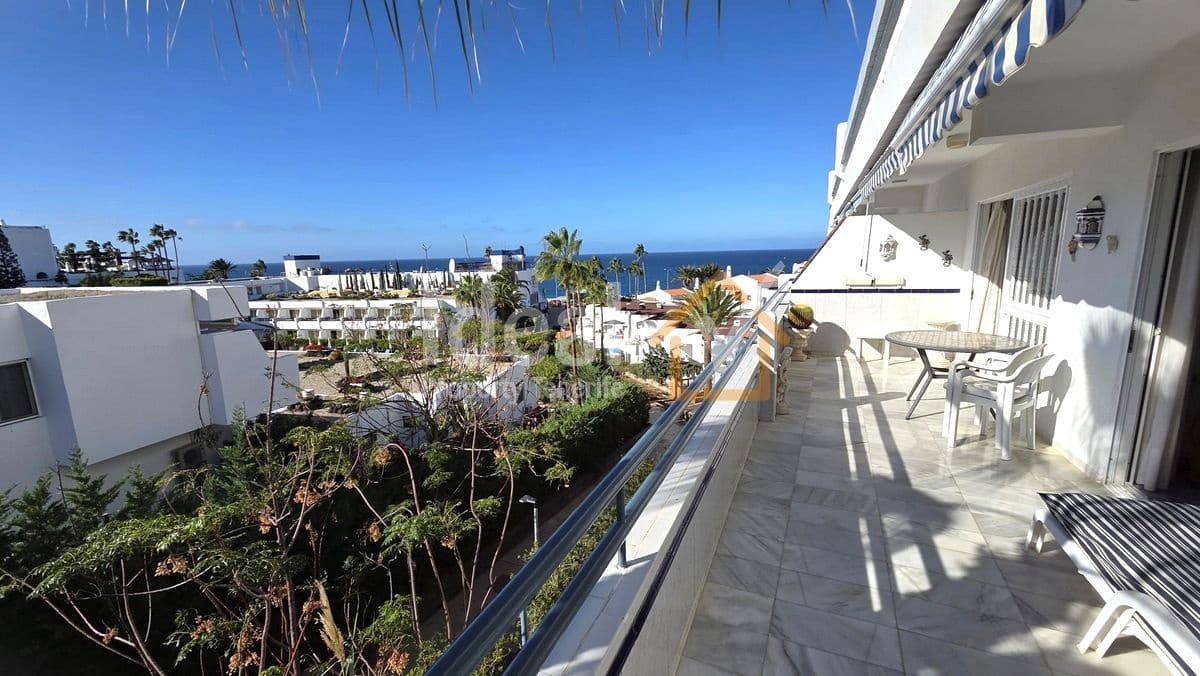 1 makuuhuone Huoneisto myytävänä paikassa Costa Adeje mukana uima-altaan - 421 500 € (Ref: 9585376)