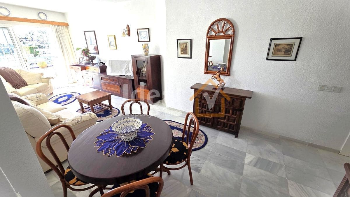 1 makuuhuone Huoneisto myytävänä paikassa Costa Adeje mukana uima-altaan - 421 500 € (Ref: 9585376)