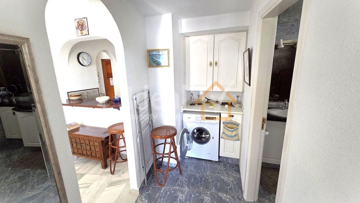 1 makuuhuone Huoneisto myytävänä paikassa Costa Adeje mukana uima-altaan - 421 500 € (Ref: 9585376)