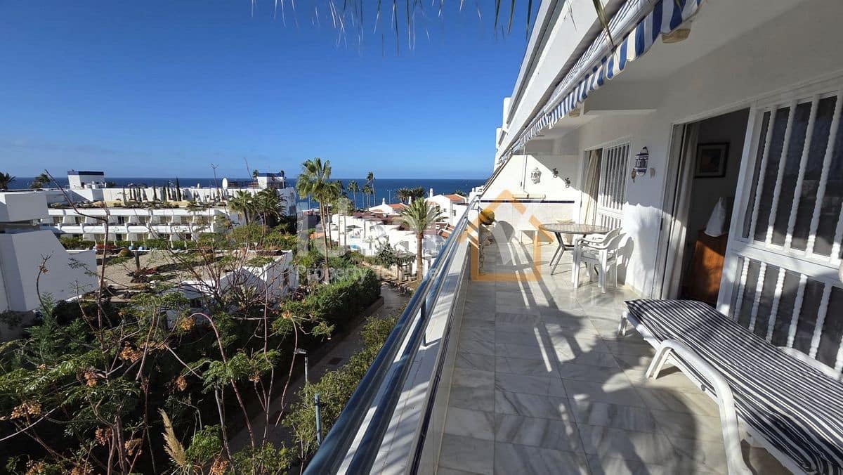 1 makuuhuone Huoneisto myytävänä paikassa Costa Adeje mukana uima-altaan - 421 500 € (Ref: 9585376)