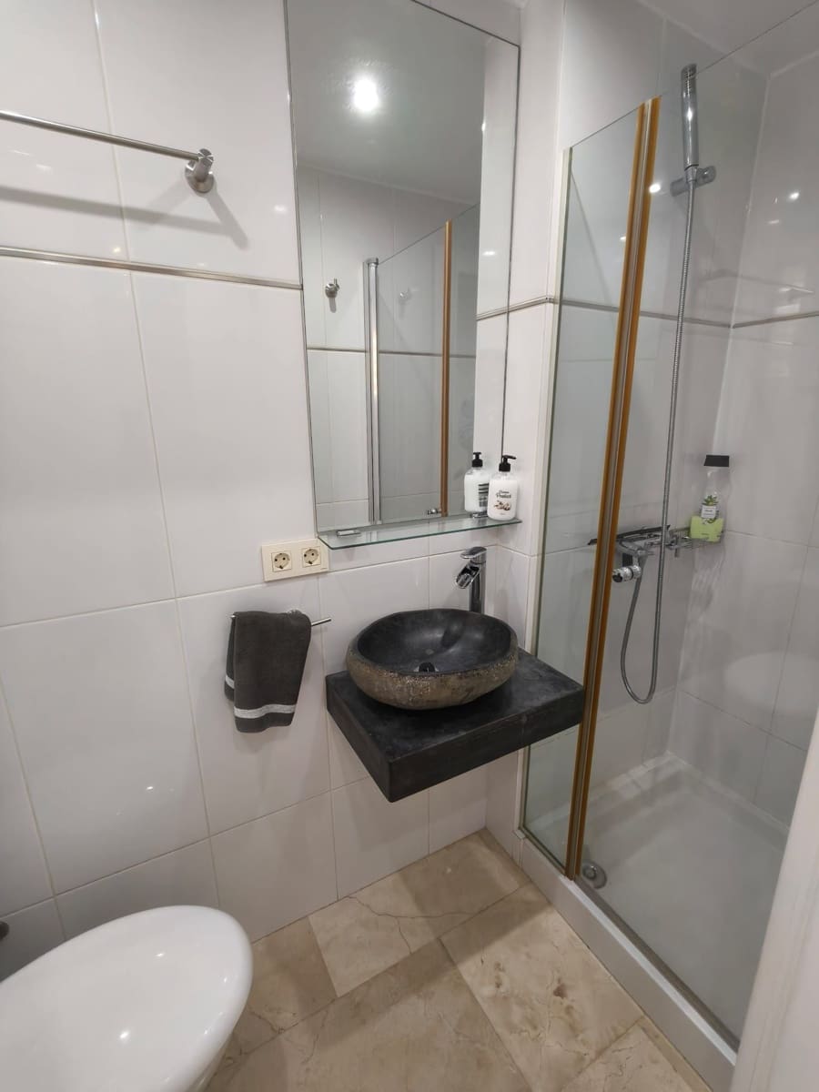 2 sypialnia Dom blizniak na sprzedaż w Costa Adeje z basenem - 710 000 € (Ref: 9610805)