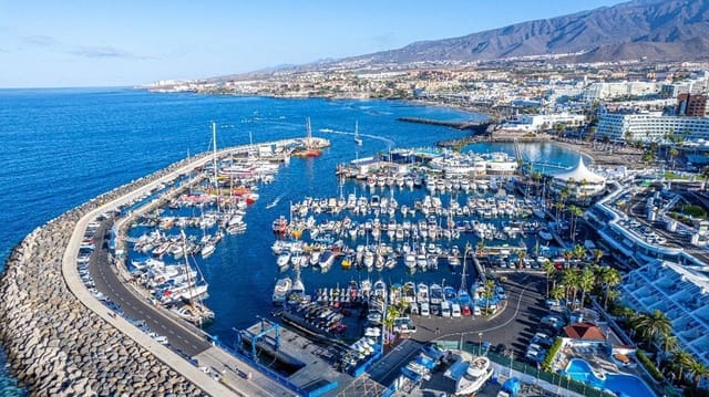 2 sovrum Semi-fristående Villa till salu i Costa Adeje, Adeje med pool - 710 000 € (Ref: 9610805)