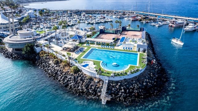 2 sovrum Semi-fristående Villa till salu i Costa Adeje, Adeje med pool - 710 000 € (Ref: 9610805)