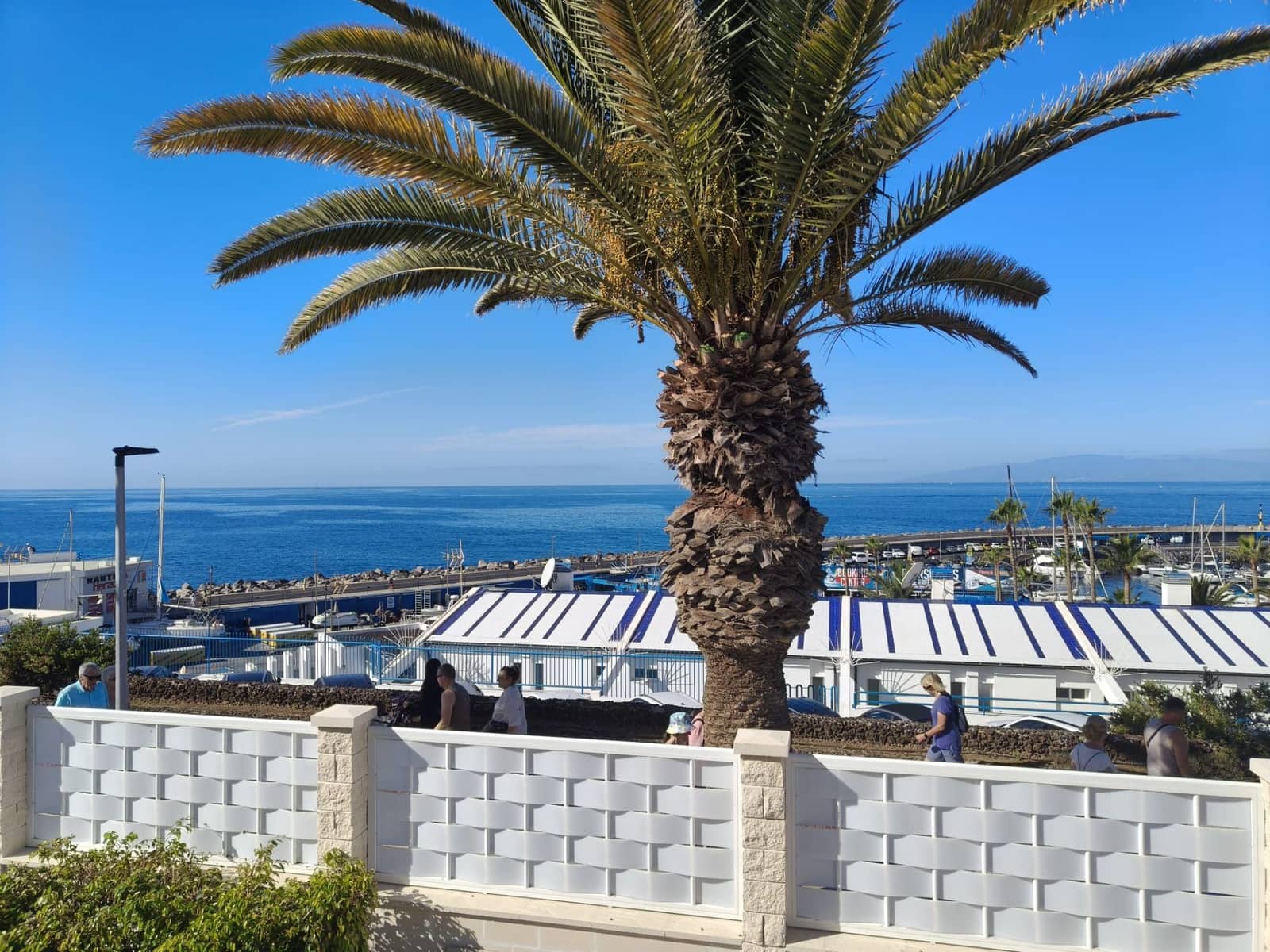 2 sypialnia Dom blizniak na sprzedaż w Costa Adeje z basenem - 710 000 € (Ref: 9610805)