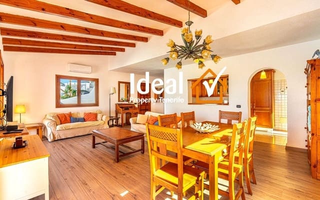 4 quarto Moradia para venda em San Eugenio Alto, Adeje com piscina garagem - 1 150 000 € (Ref: 9633831)