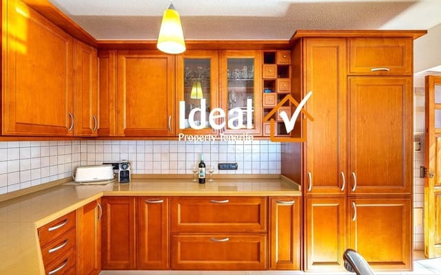 4 quarto Moradia para venda em San Eugenio Alto, Adeje com piscina garagem - 1 150 000 € (Ref: 9633831)