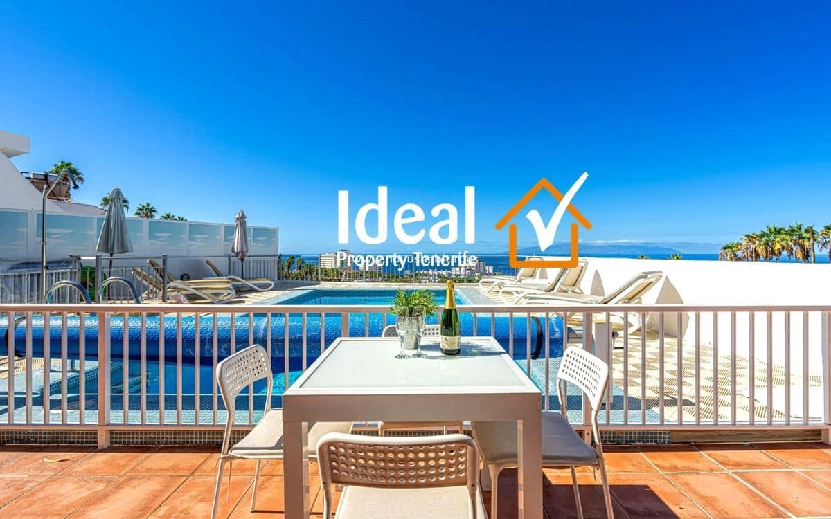 4 quarto Moradia para venda em Costa Adeje com piscina garagem - 1 150 000 € (Ref: 9633831)