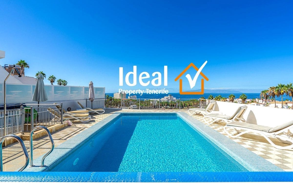 4 quarto Moradia para venda em Costa Adeje com piscina garagem - 1 150 000 € (Ref: 9633831)