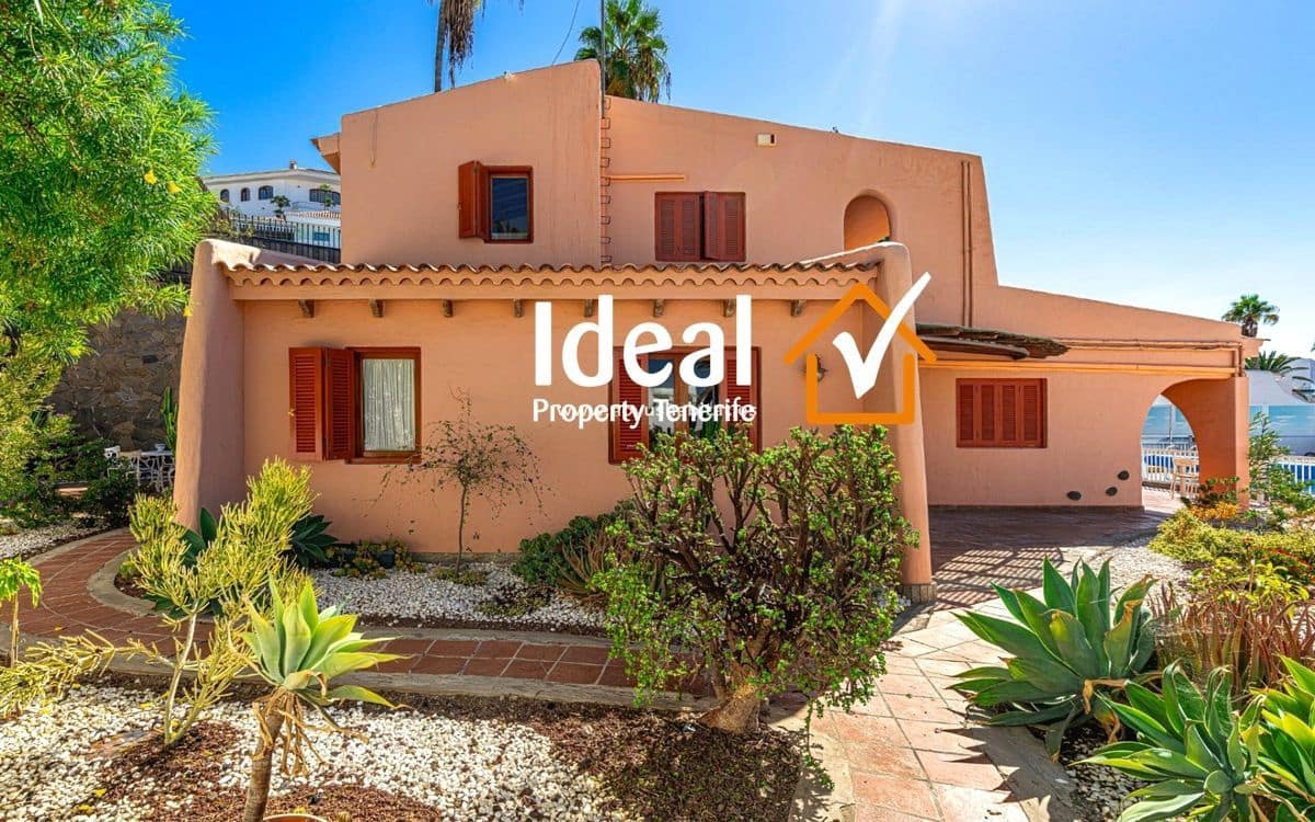 4 quarto Moradia para venda em Costa Adeje com piscina garagem - 1 150 000 € (Ref: 9633831)