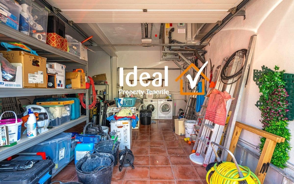 4 quarto Moradia para venda em Costa Adeje com piscina garagem - 1 150 000 € (Ref: 9633831)