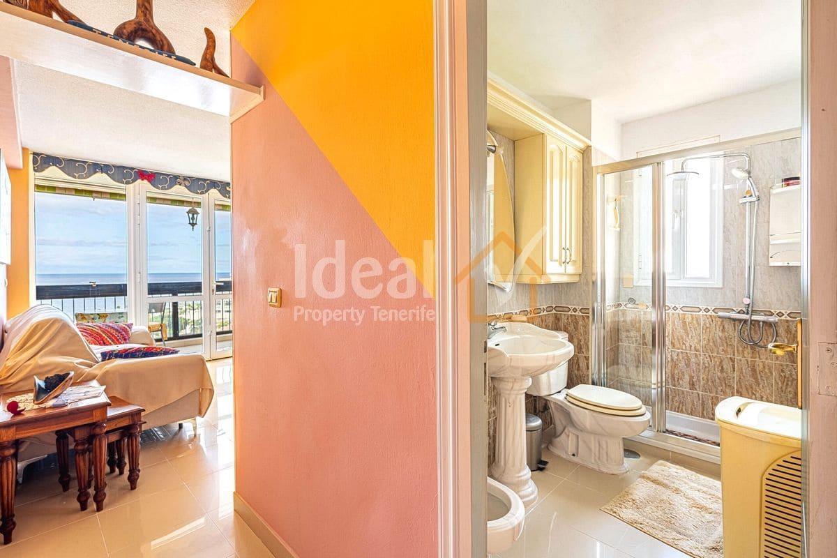 1 quarto Apartamento para venda em Playa de las Americas com piscina - 330 000 € (Ref: 9643733)