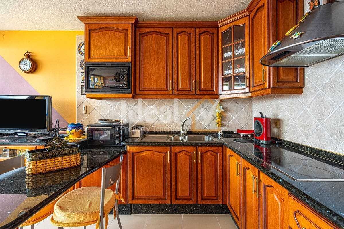 1 quarto Apartamento para venda em Playa de las Americas com piscina - 330 000 € (Ref: 9643733)