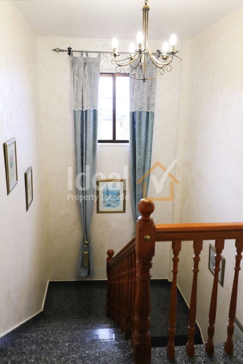 7 camera da letto Villa in vendita in Los Silos con garage - 650.000 € (Rif: 9643734)