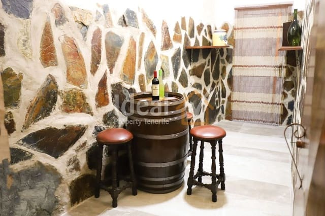 7 camera da letto Villa in vendita in Los Silos con garage - 650.000 € (Rif: 9643734)