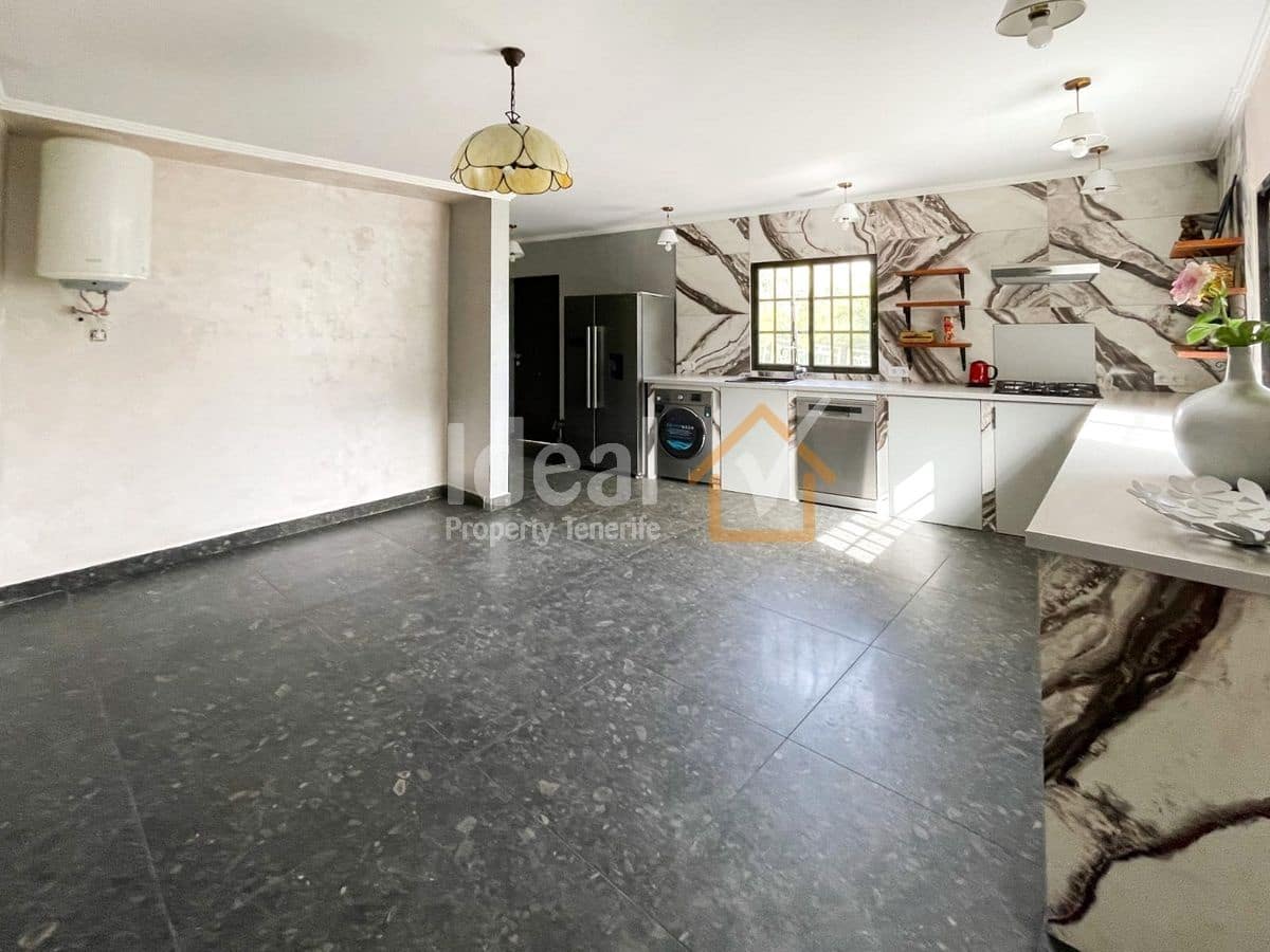 7 camera da letto Villa in vendita in Los Silos con garage - 650.000 € (Rif: 9643734)