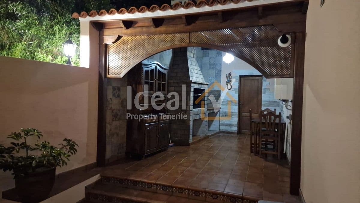 7 camera da letto Villa in vendita in Los Silos con garage - 650.000 € (Rif: 9643734)
