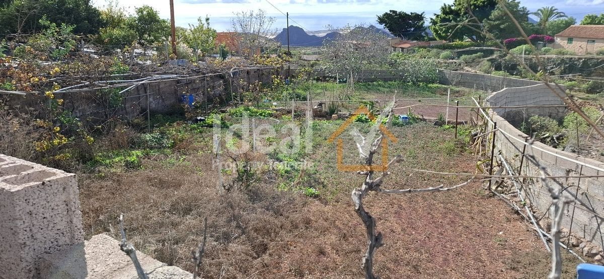 Chalet de 7 habitaciones en Arona en venta con garaje - 699.000 € (Ref: 9655658)