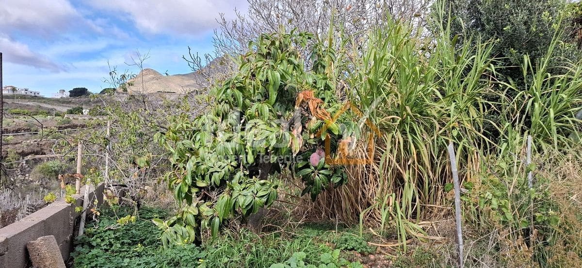 Chalet de 7 habitaciones en Arona en venta con garaje - 699.000 € (Ref: 9655658)