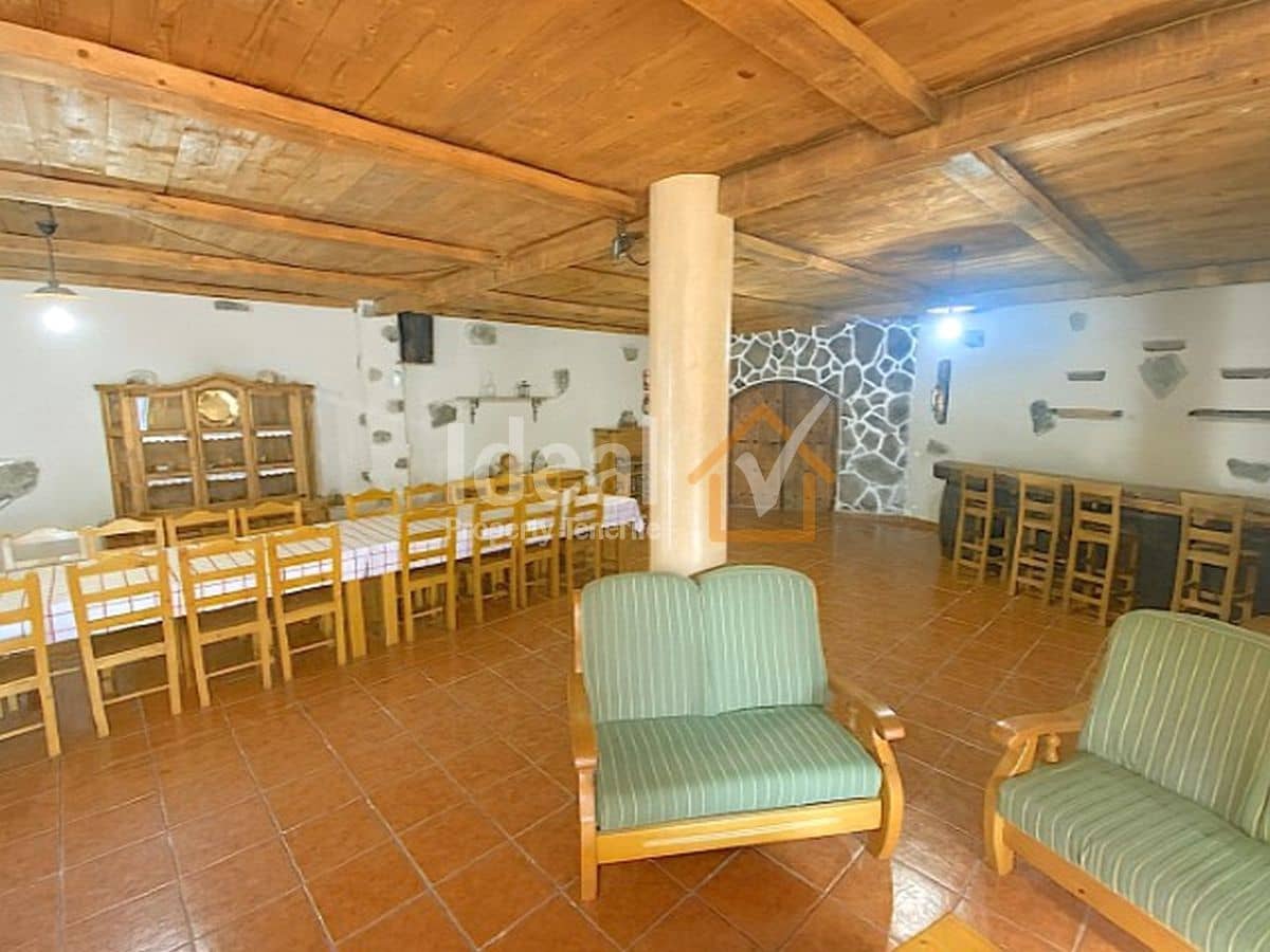 8 soverom Villa til salgs i La Esperanza med svømmebasseng - € 649 000 (Ref: 9658315)