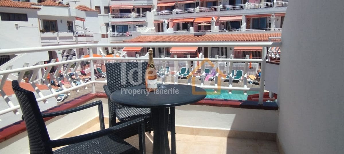 1 chambre Appartement à vendre à Los Cristianos avec piscine - 255 000 € (Ref: 9658316)