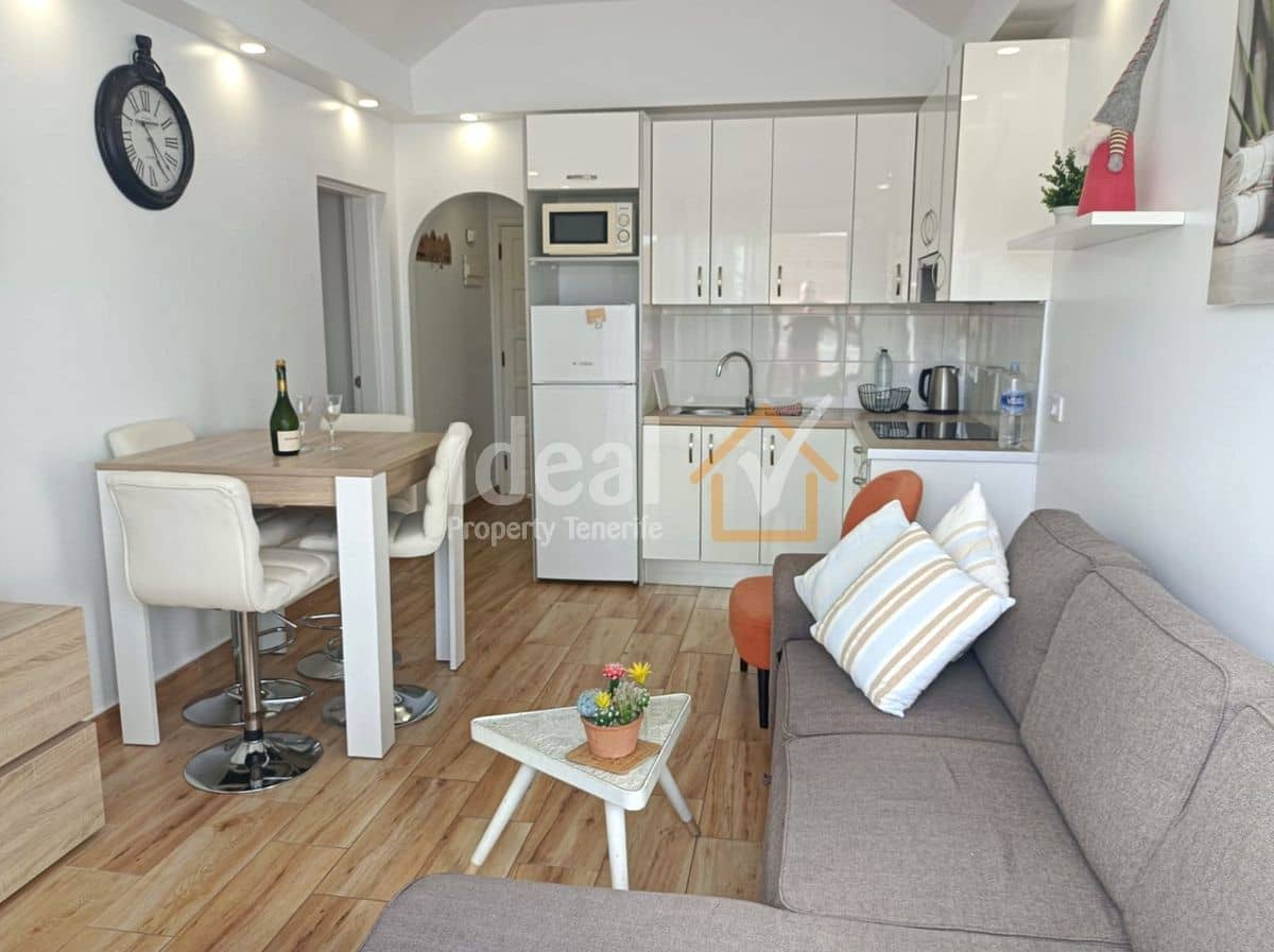 1 chambre Appartement à vendre à Los Cristianos avec piscine - 255 000 € (Ref: 9658316)