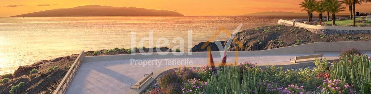 3 sypialnia Dom na sprzedaż w Callao Salvaje z basenem garażem - 1 195 000 € (Ref: 9711074)