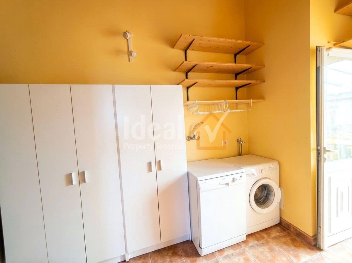 3 soverom Villa til salgs i La Escalona med svømmebasseng garasje - € 548 000 (Ref: 9777640)