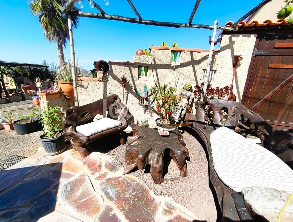 3 soverom Villa til salgs i La Escalona med svømmebasseng garasje - € 548 000 (Ref: 9777640)