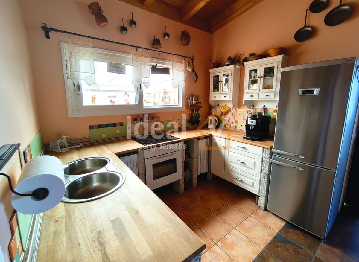 3 soverom Villa til salgs i La Escalona med svømmebasseng garasje - € 548 000 (Ref: 9777640)