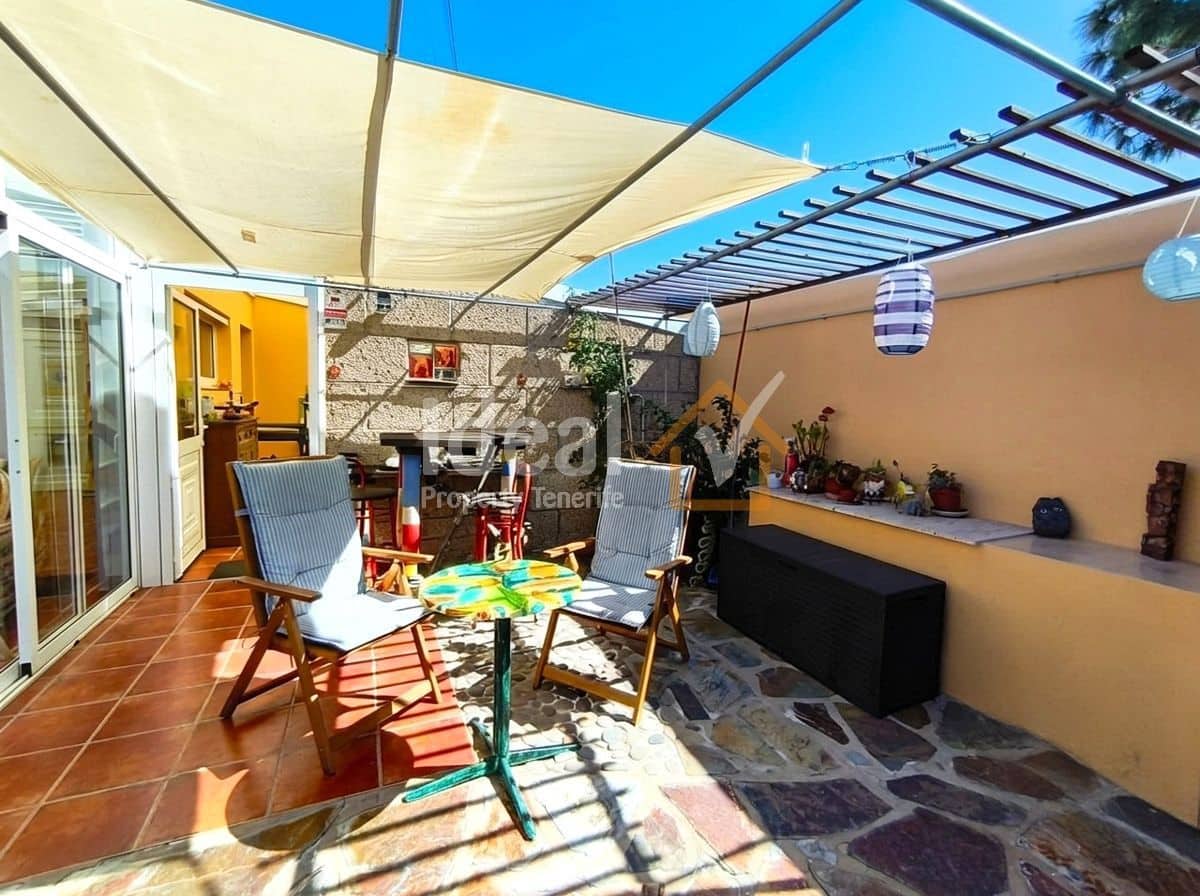 3 soverom Villa til salgs i La Escalona med svømmebasseng garasje - € 548 000 (Ref: 9777640)