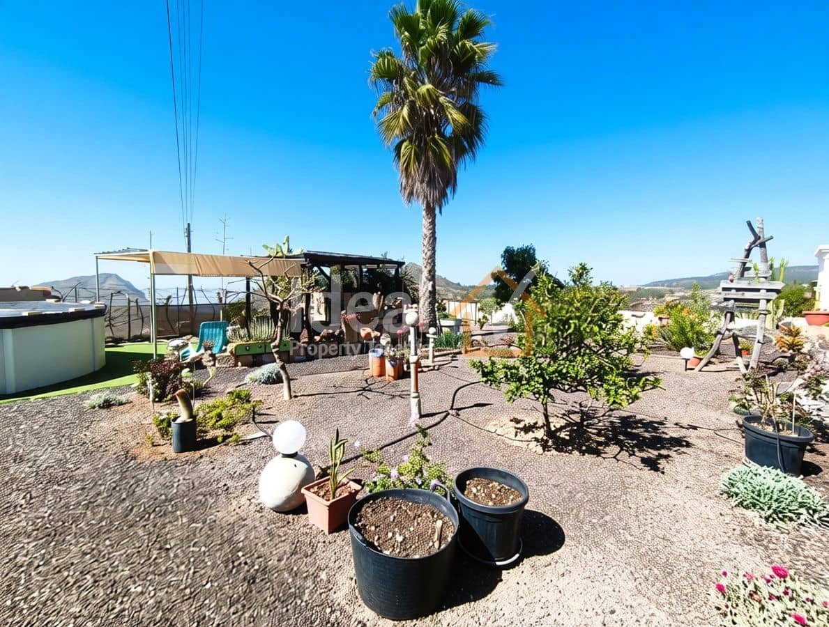 3 soverom Villa til salgs i La Escalona med svømmebasseng garasje - € 548 000 (Ref: 9777640)