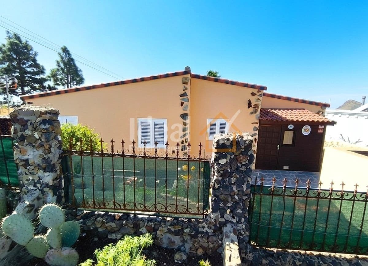 3 soverom Villa til salgs i La Escalona med svømmebasseng garasje - € 548 000 (Ref: 9777640)